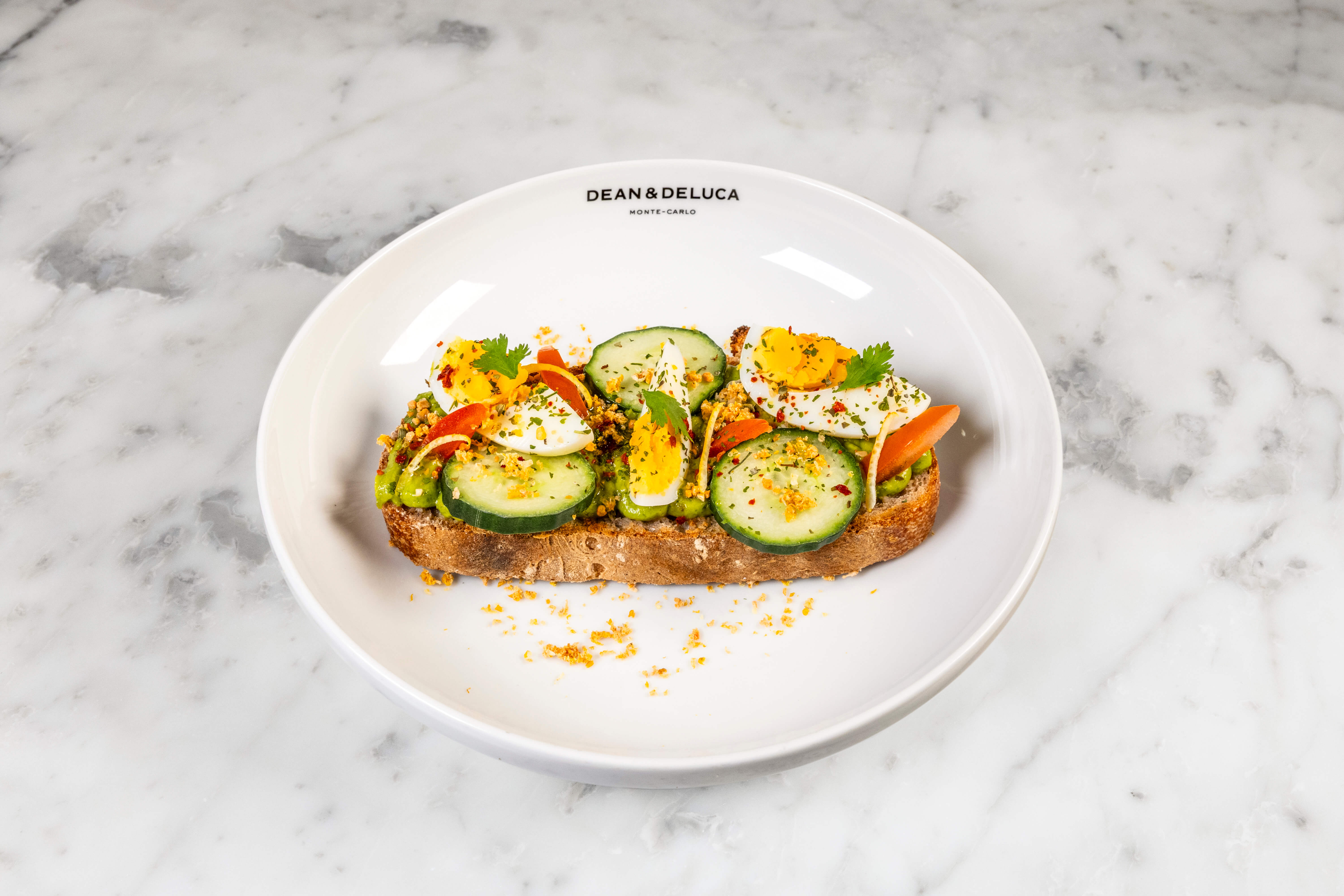 Avocado toast - Dean & Deluca Monte-Carlo | Delivery in Monaco