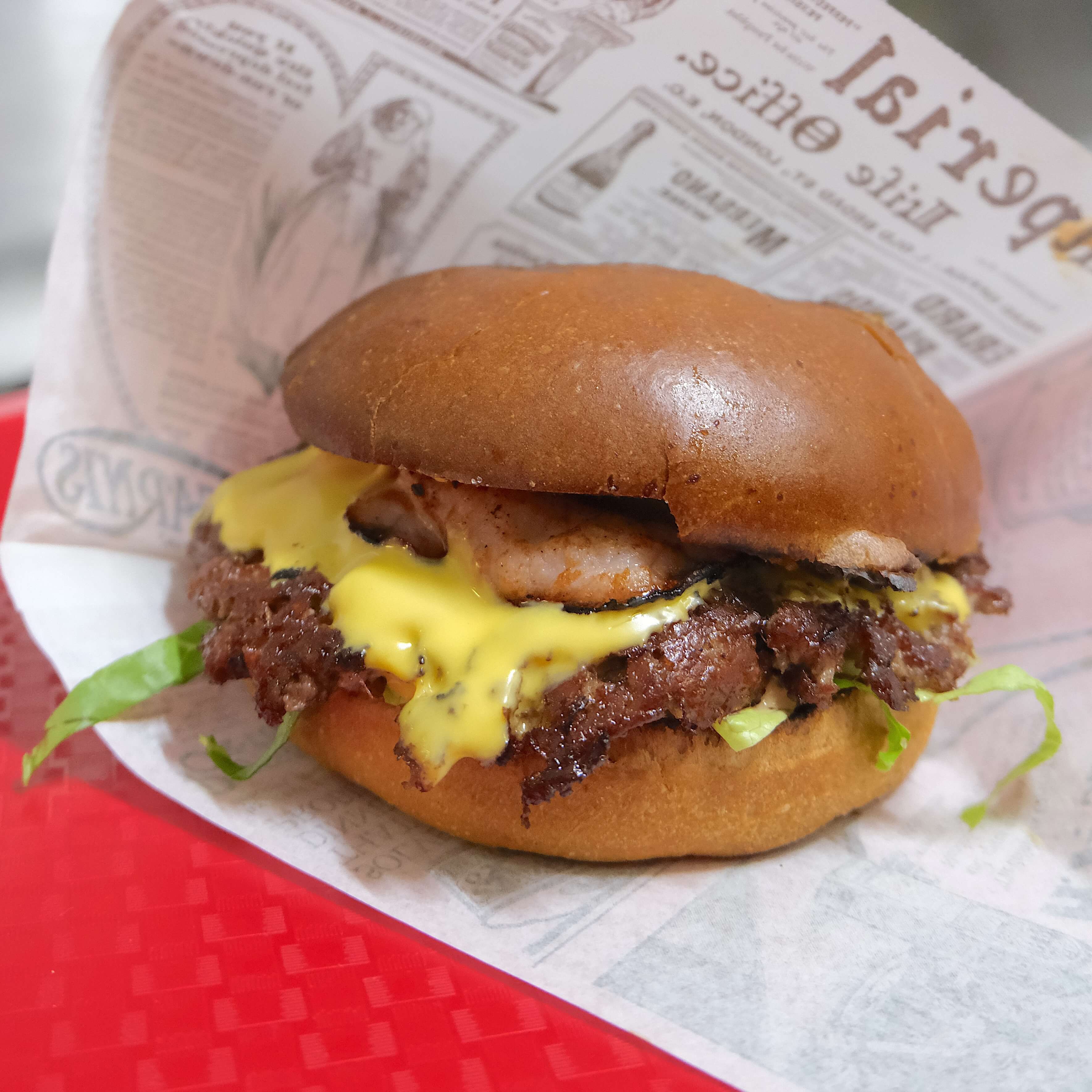 Bacon Cheese Burger Combo + Fresh Fries + Drink - Smash | Delivery in Monaco