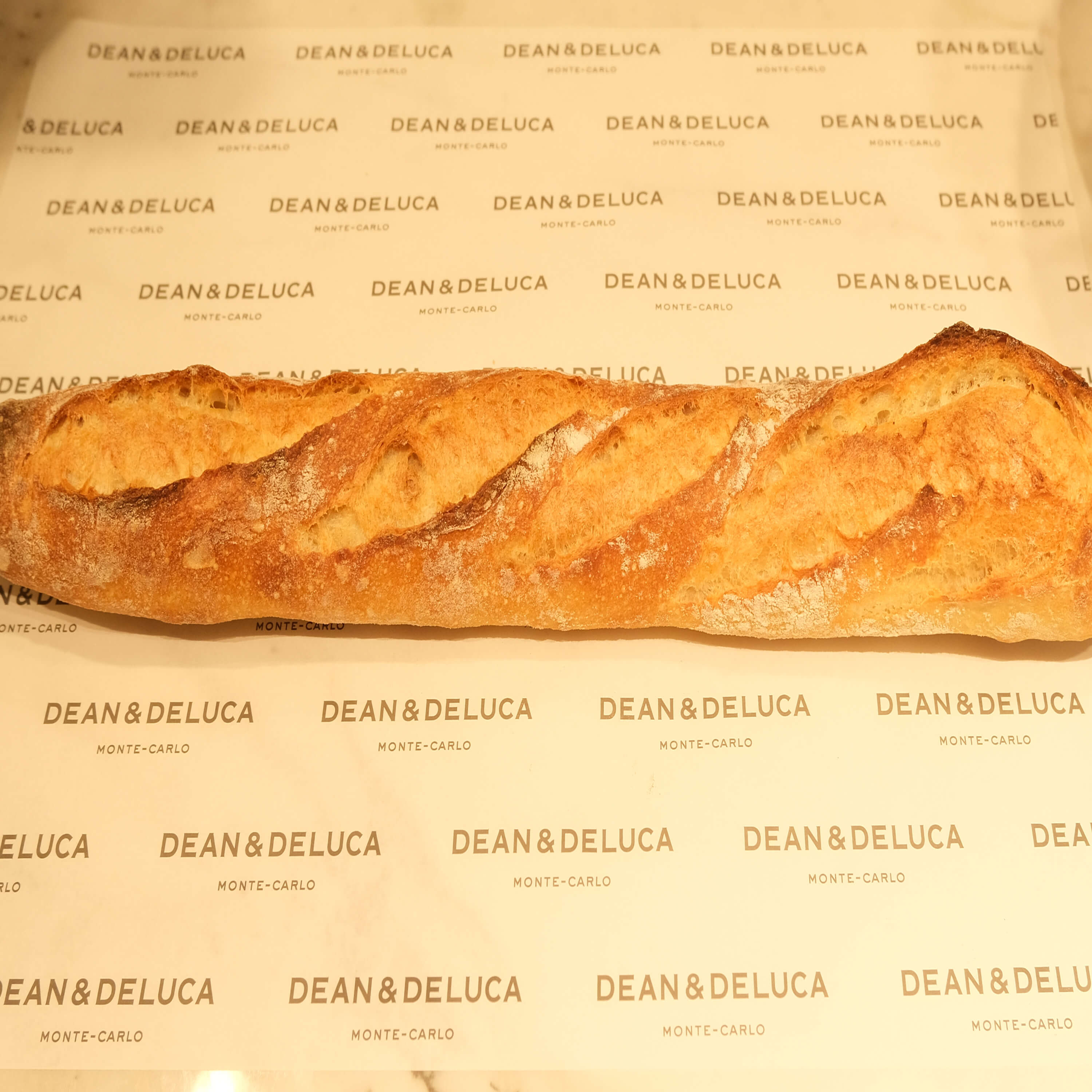 Baguette - Dean & Deluca Monte-Carlo | Delivery in Monaco