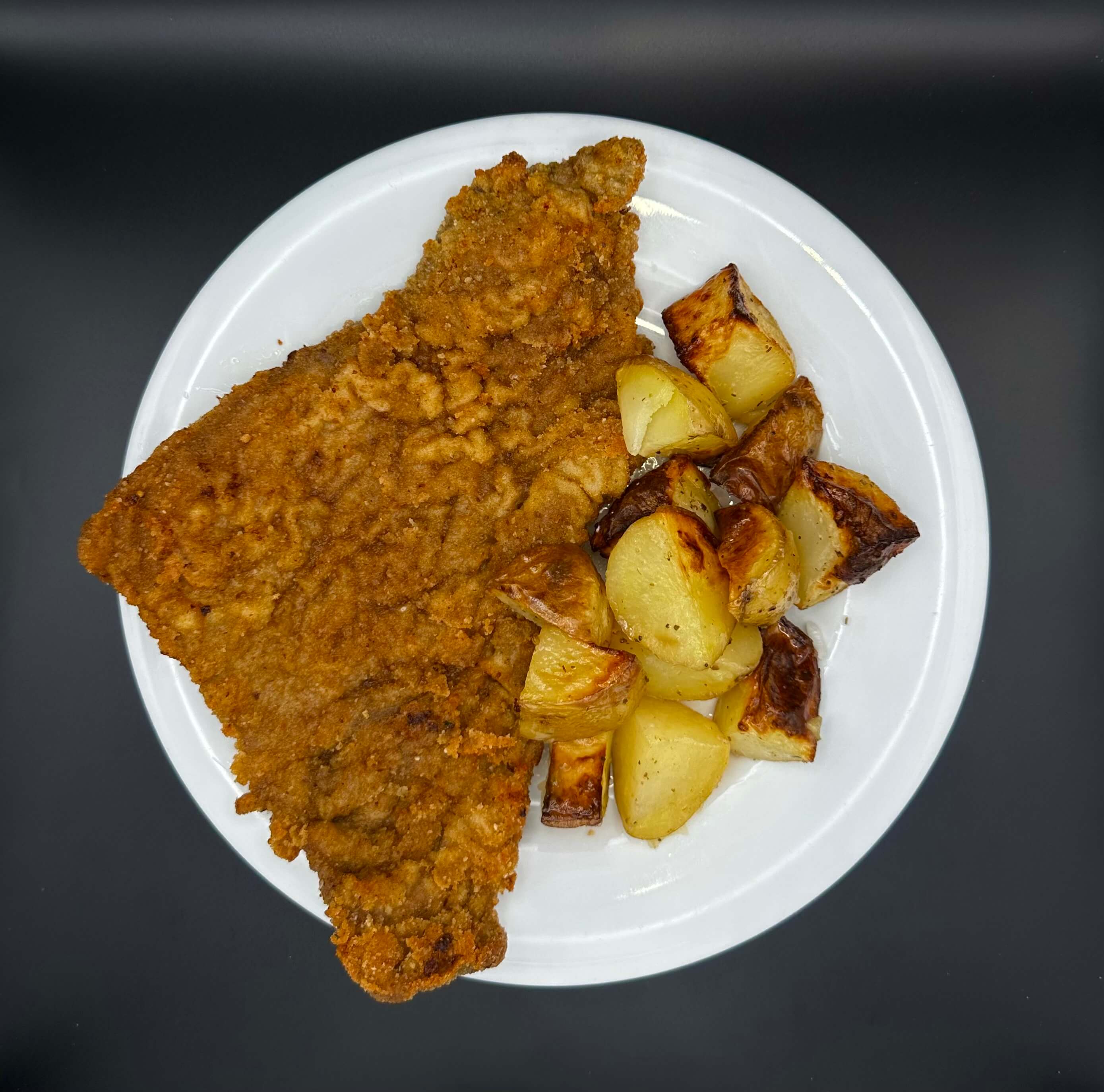 Beef Milanese with potatoes - Cooks | Delivery in Monaco
