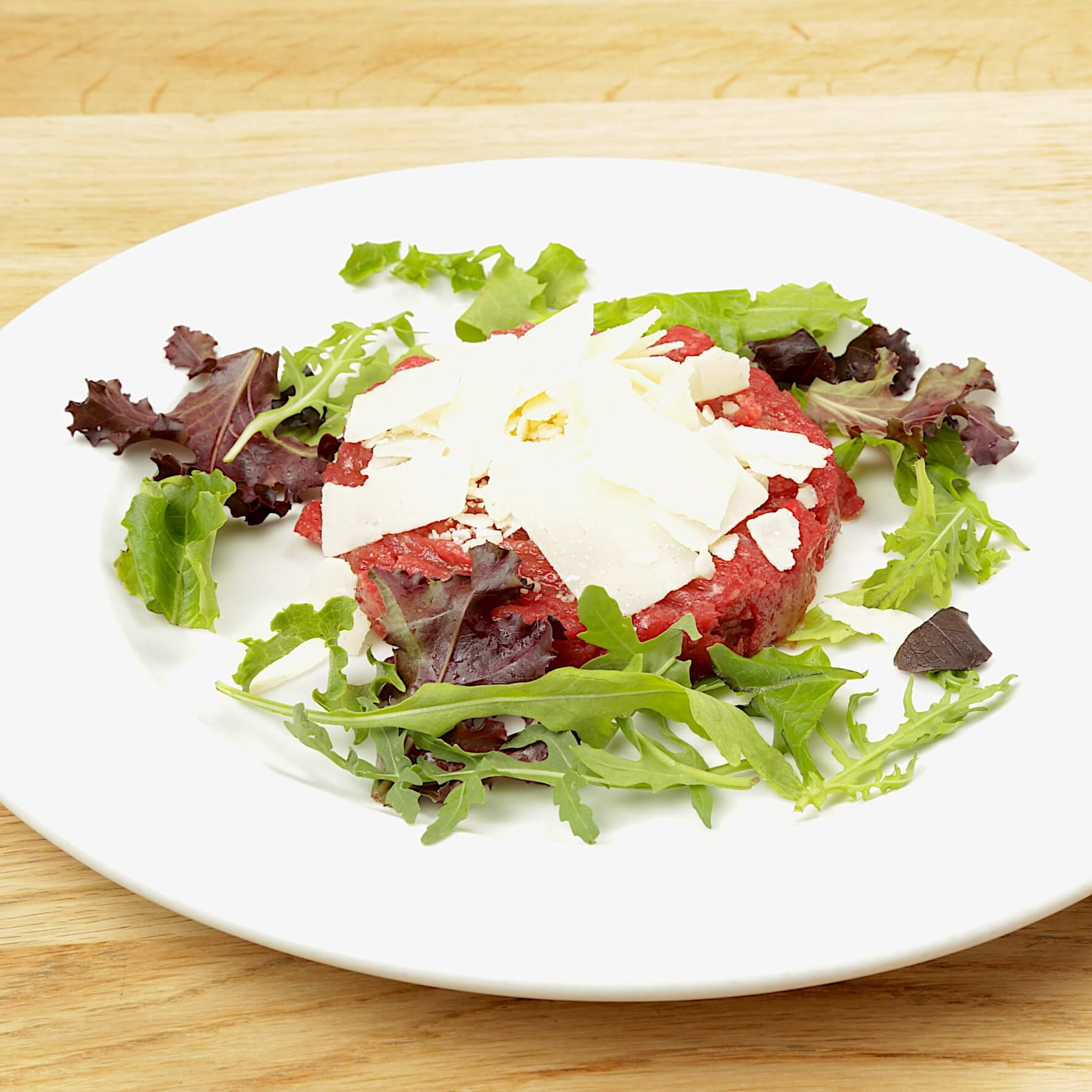 Tartare de Boeuf à l'italienne & frites - Bella Vita | Livraison Cuisine Italienne & Française à Monaco, Cap-d'Ail & Beausoleil