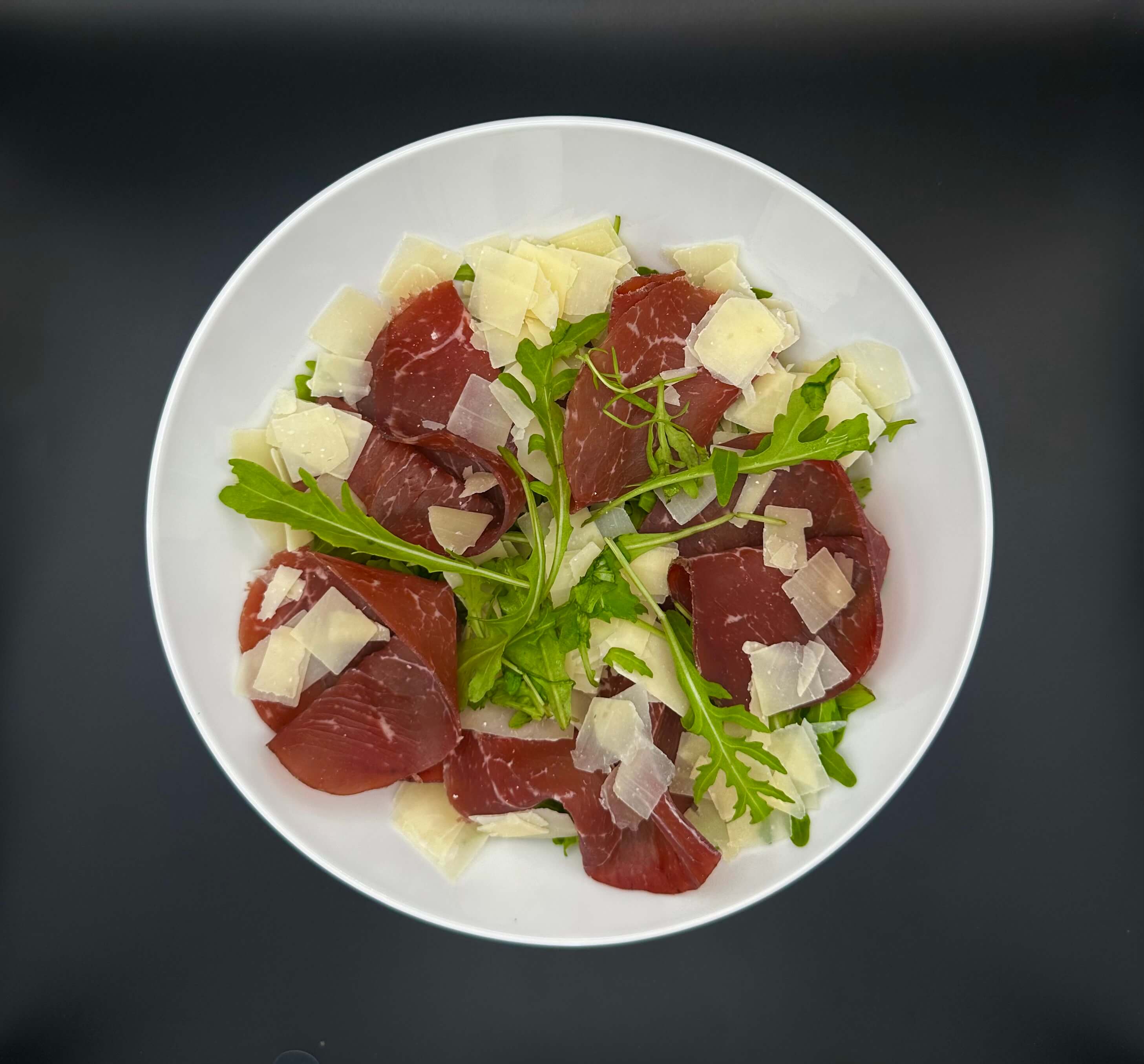 Bresaola, arugula and parmesan - Cooks  | Delivery in Monaco