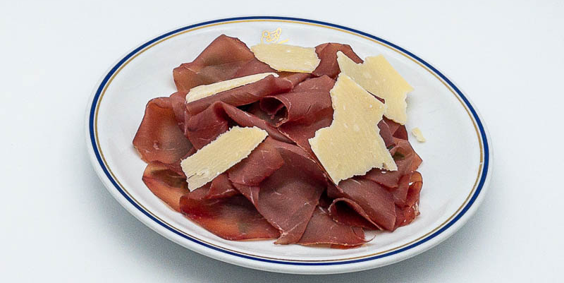 Bresaola Rucola e Scaglie di Parmigiano