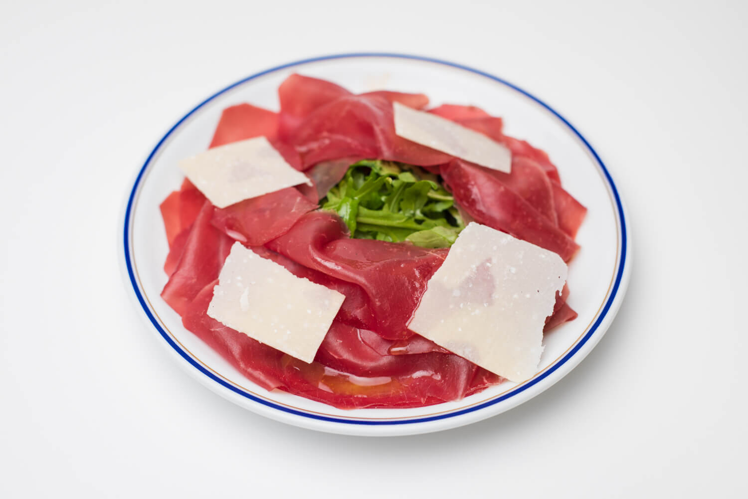 Bresaola Rucola e Scaglie di Parmigiano - Odéon Café by Cipriani | Gourmet Italian Delivery in Monaco