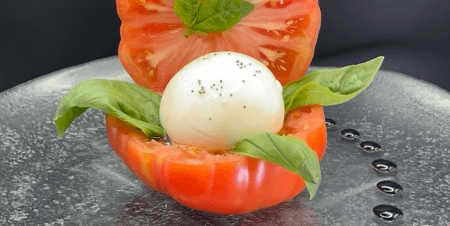 Burrata tomato, basil