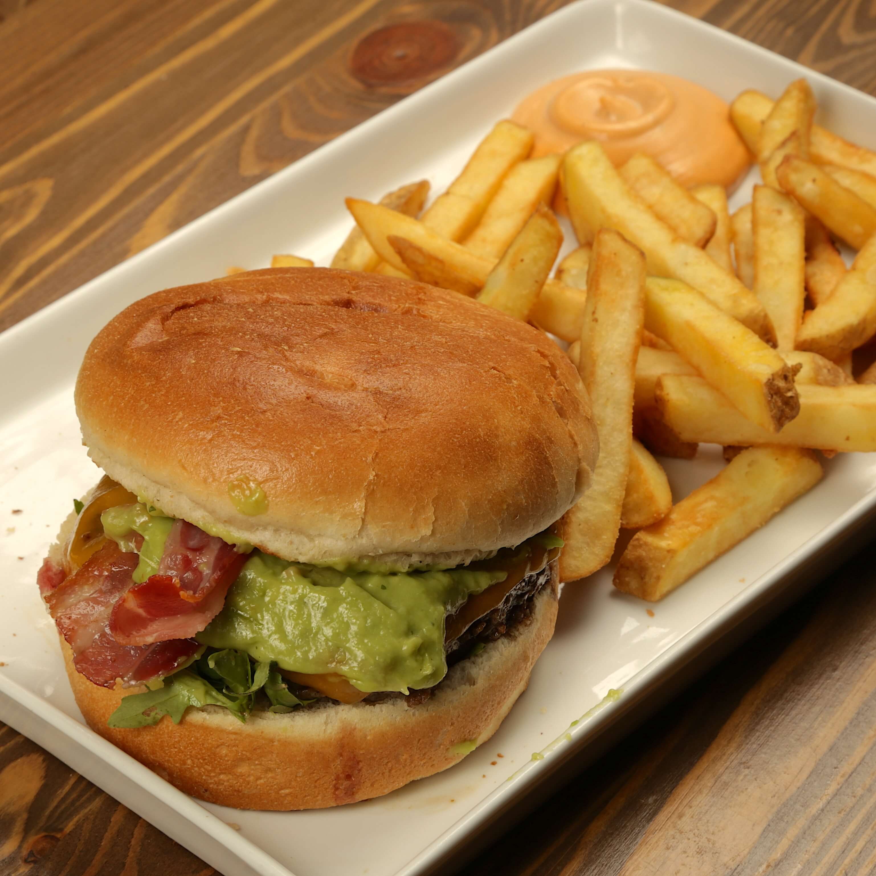 California Burger - Old Wild West  | Delivery in Monaco