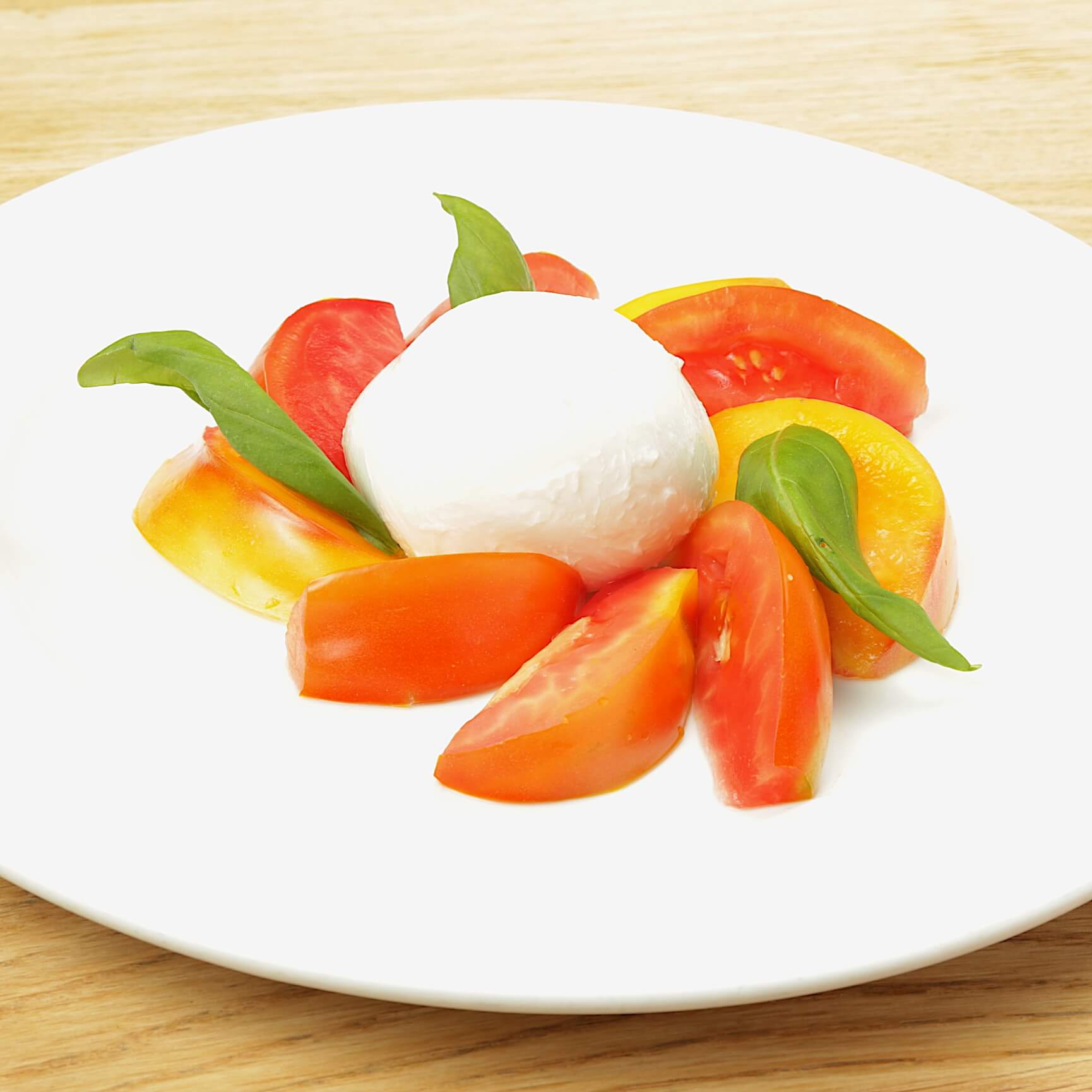 Salade Caprese - Bella Vita | Livraison Cuisine Italienne & Française à Monaco, Cap-d'Ail & Beausoleil