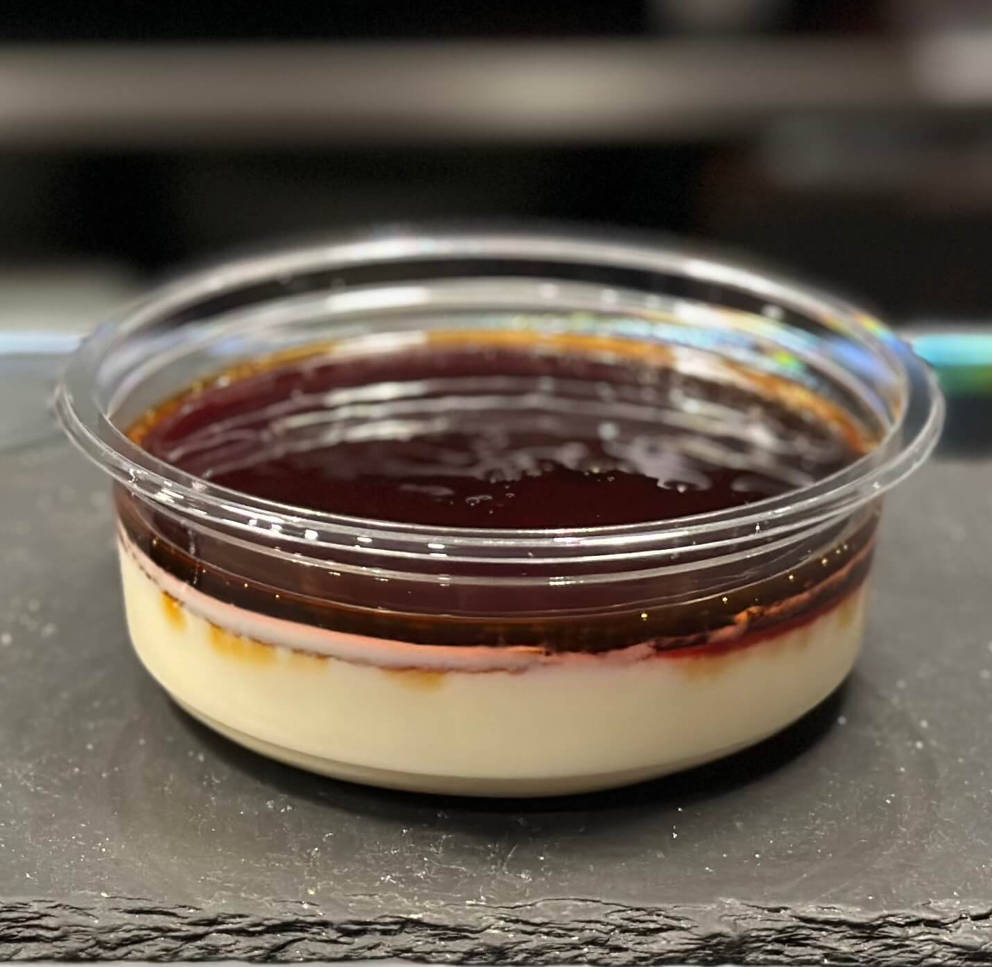 Caramel Panna cotta - Cooks | Delivery in Monaco