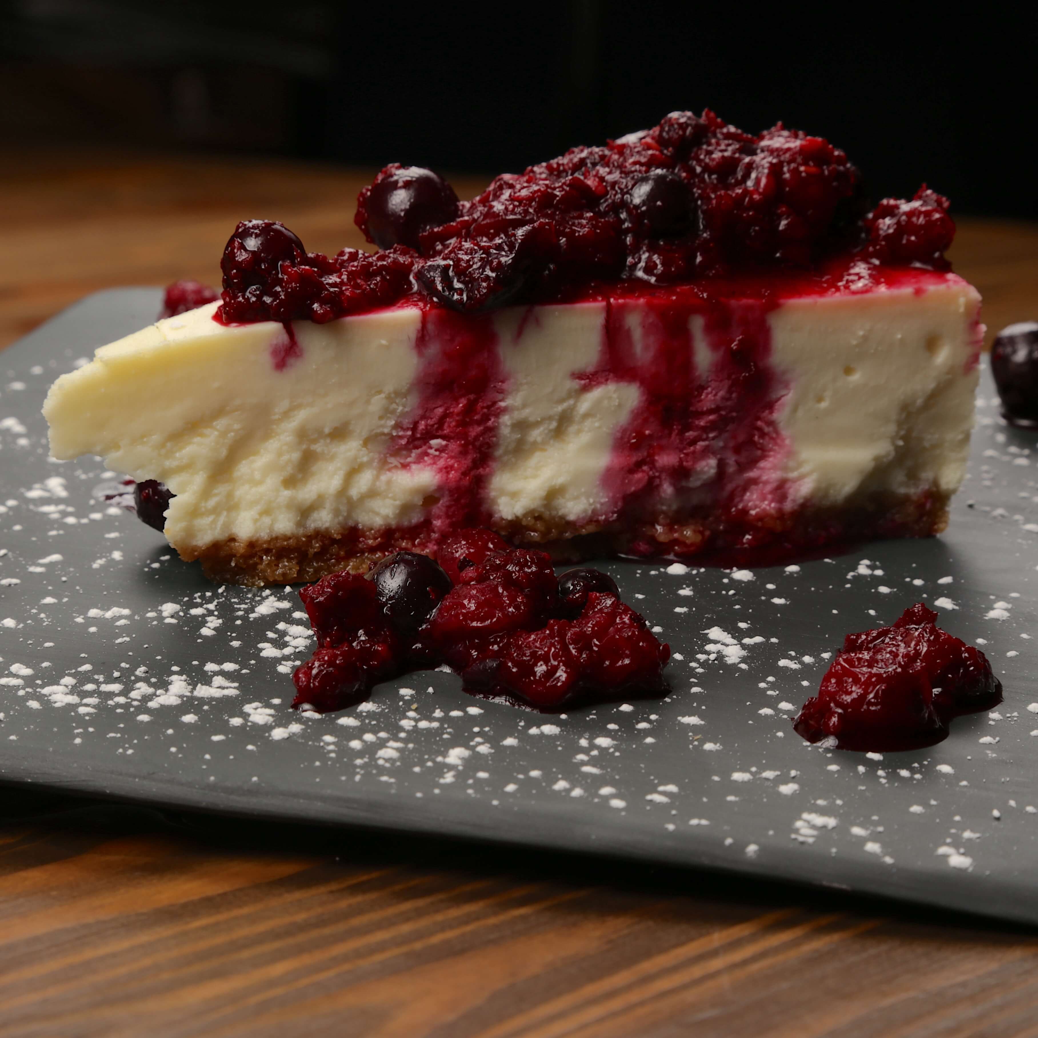 Cheesecake Red fruits - Old Wild West  | Delivery in Monaco