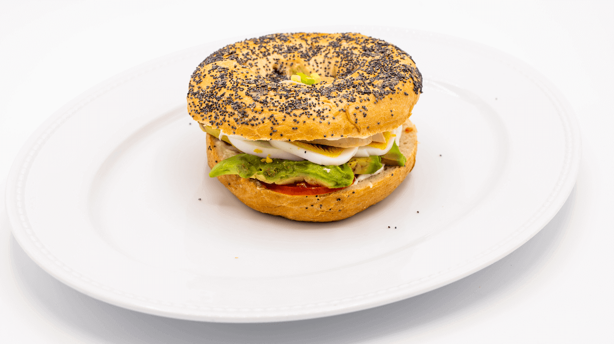 Bagel Poulet - Amore Mio | Livraison Sandwichs & Salades à Monaco, Cap-d'Ail & Beausoleil