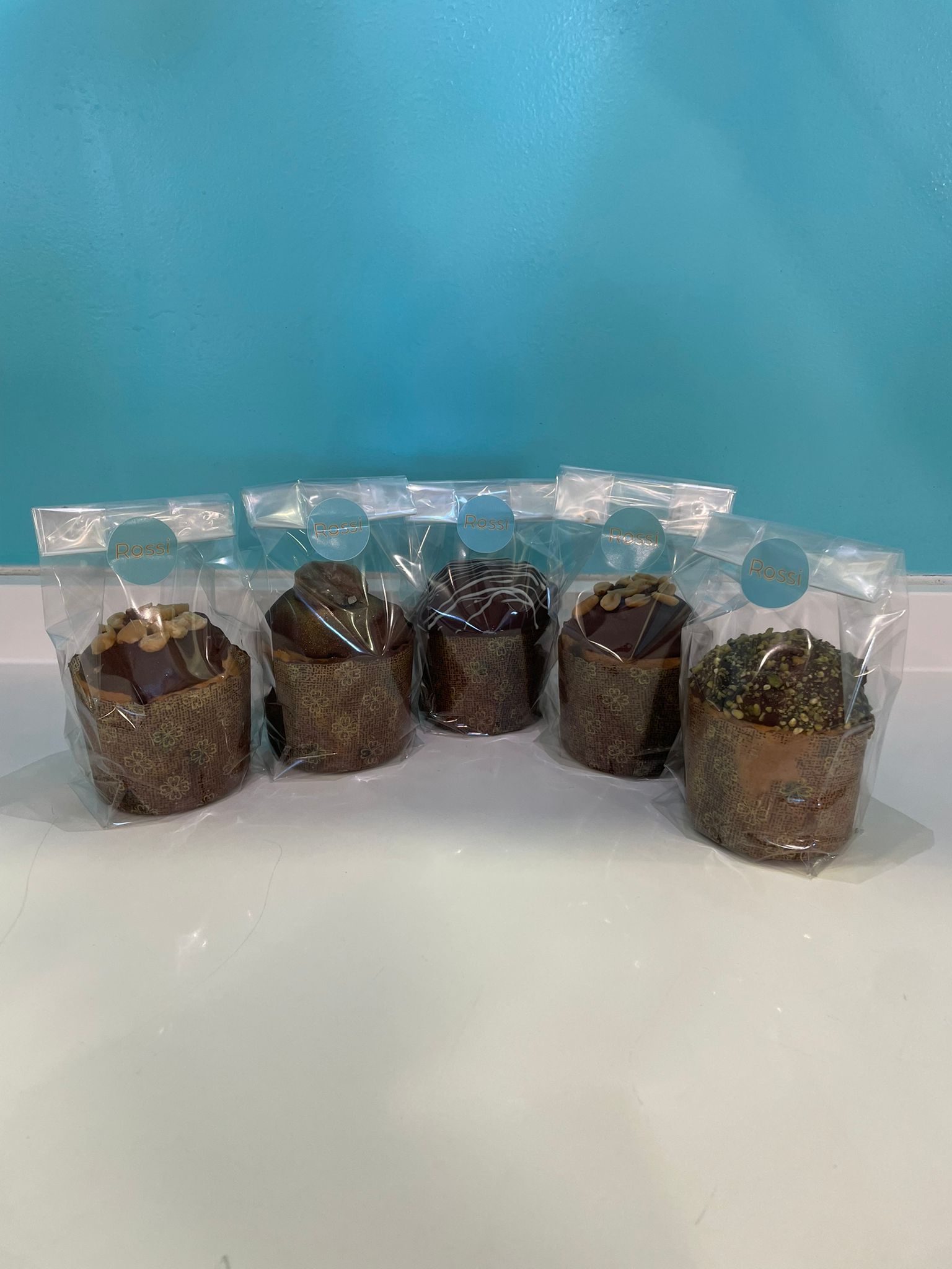 Cream filled Panettoncini x 8  - La Bottega del Gelato | Authentic Italian Ice Cream Delivery in Monaco