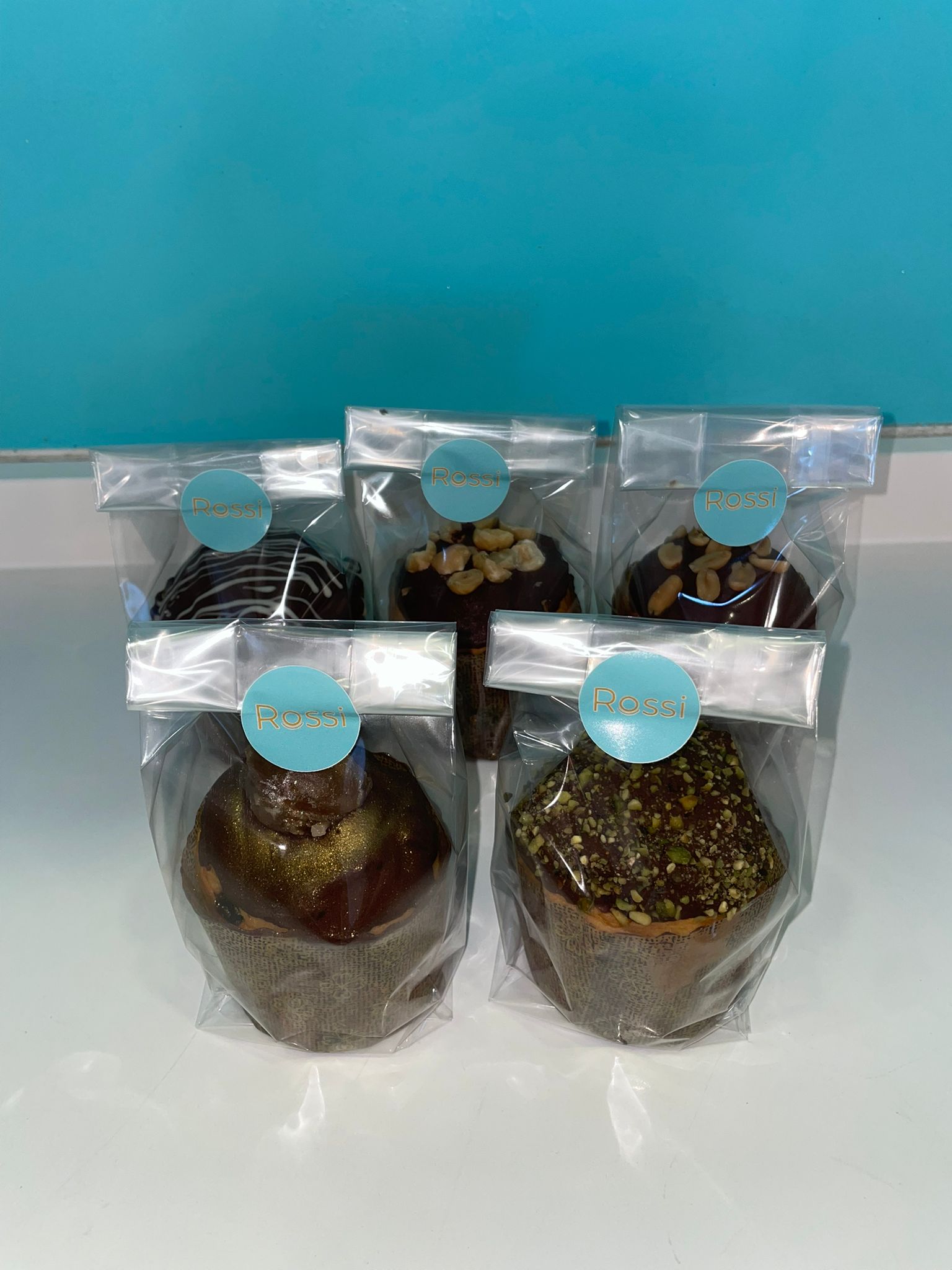 Cream filled Panettonicini x 5  - La Bottega del Gelato | Authentic Italian Ice Cream Delivery in Monaco