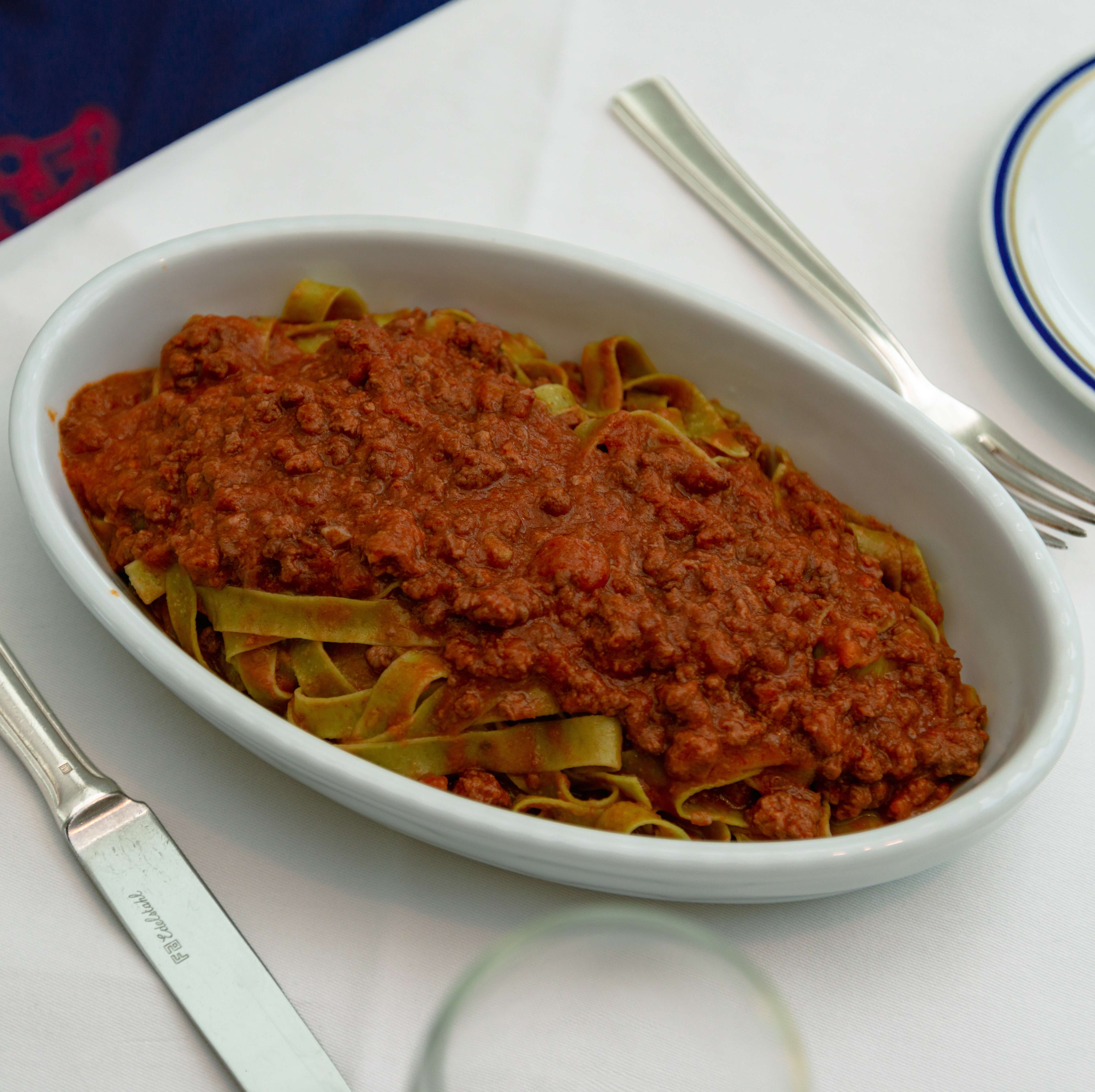 Tagliatelles vertes à la Bolognaise - Cipriani | Livraison Gastronomie Italienne à Monaco