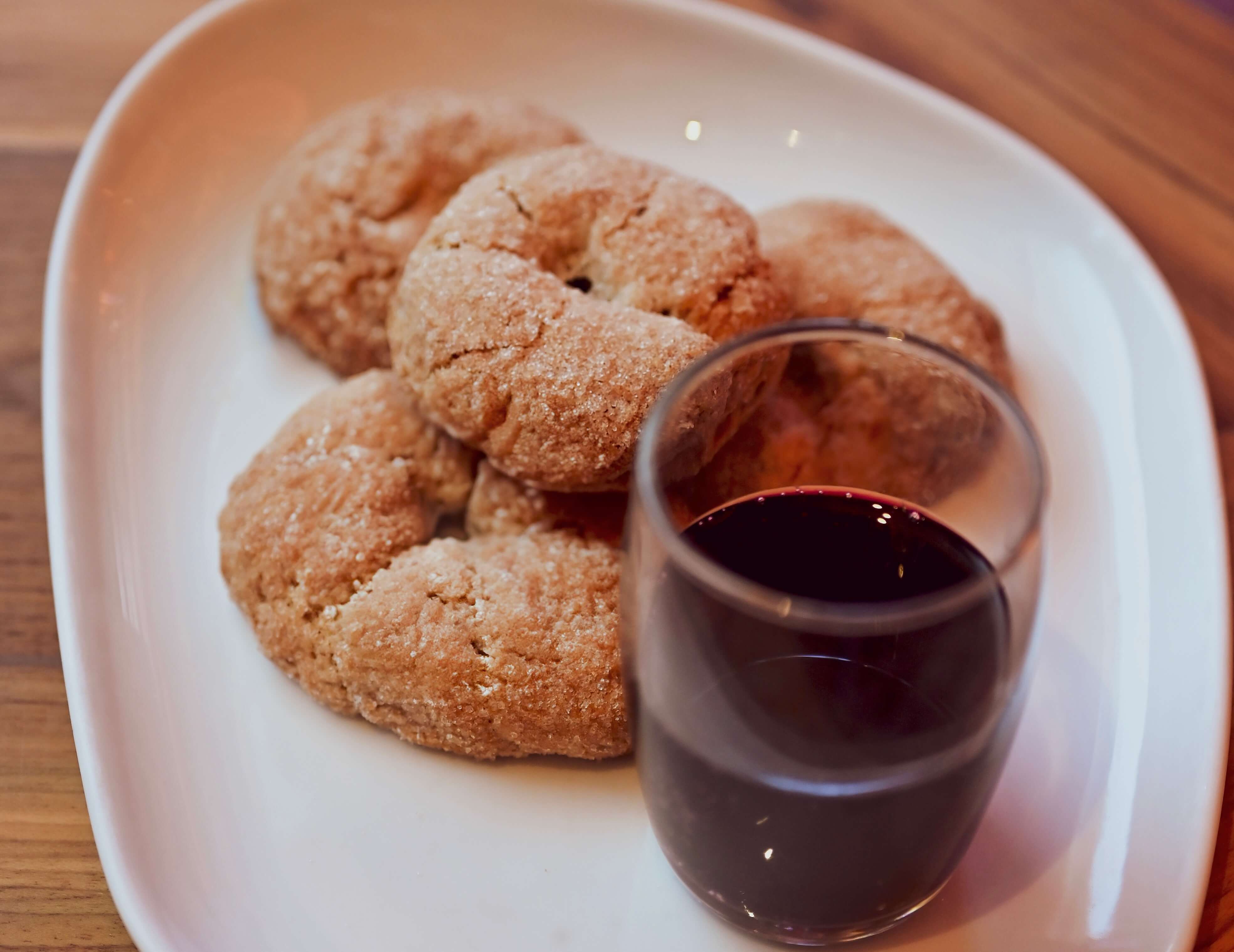 Italian wine biscuits