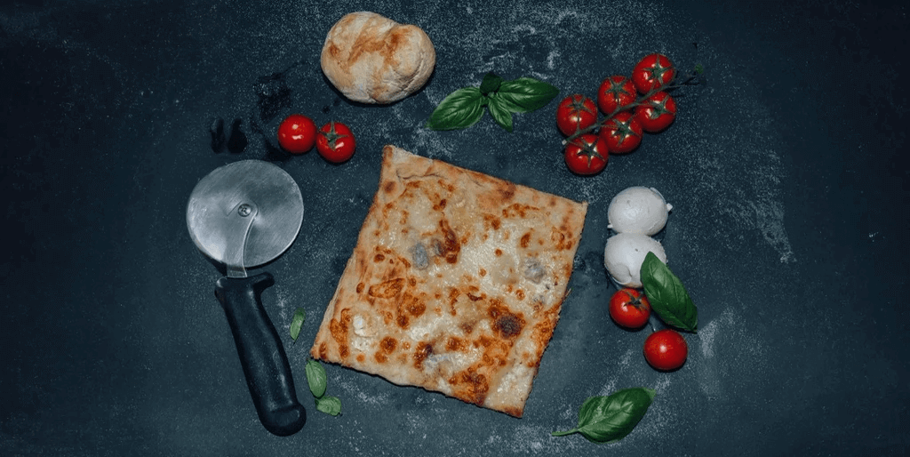 Mini Pizza 4 Formaggi - Lo Sfizio Street | Livraison Street Food Italienne à Monaco