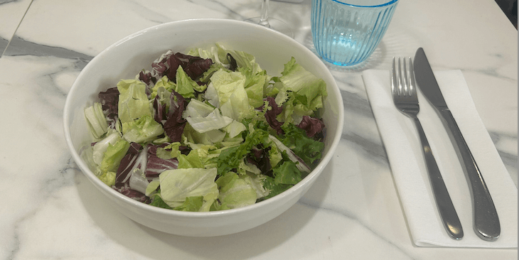 Mixed green salad