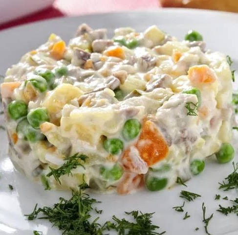 Oliver Salad - Bubble Bar Monaco — breakfast, burgers, pizza & pelmeni delivery