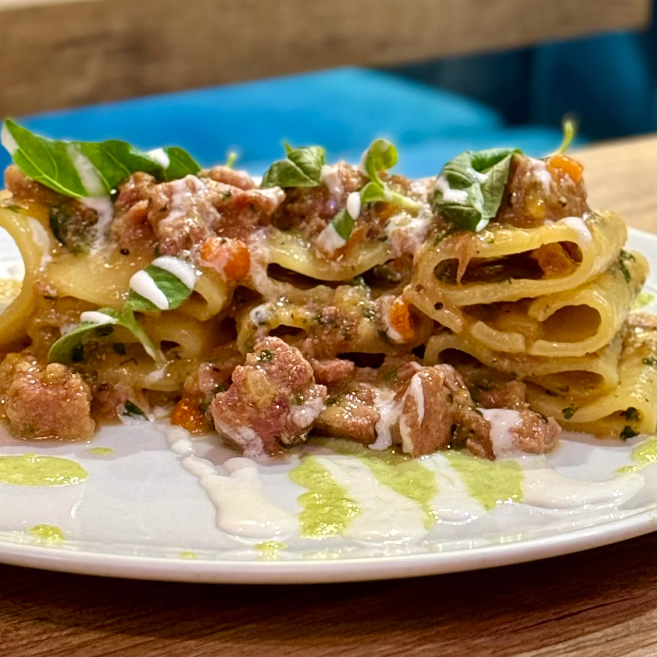 Paccheri al ragù di tonno - La Reginella | Italian Restaurant Delivery in Monaco