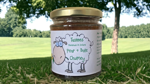 Pear and Date Chutney