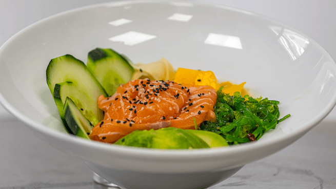 Poke Bowl Saumon - Amore Mio | Livraison Sandwichs & Salades à Monaco, Cap-d'Ail & Beausoleil