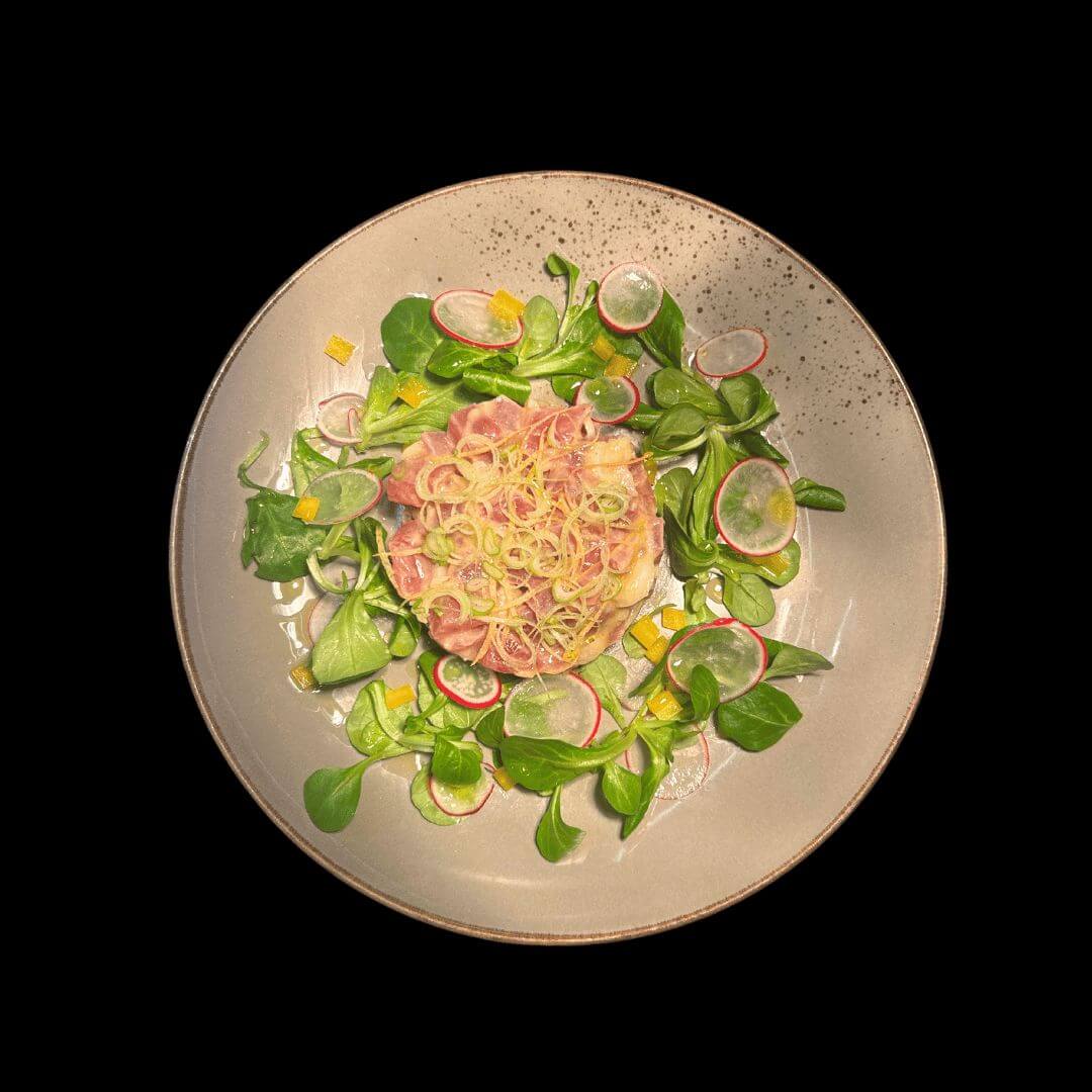 Raw tuna, zest and scallion - Truffle Gourmet San Maurizio | Truffle & Pasta Delivery in Monaco