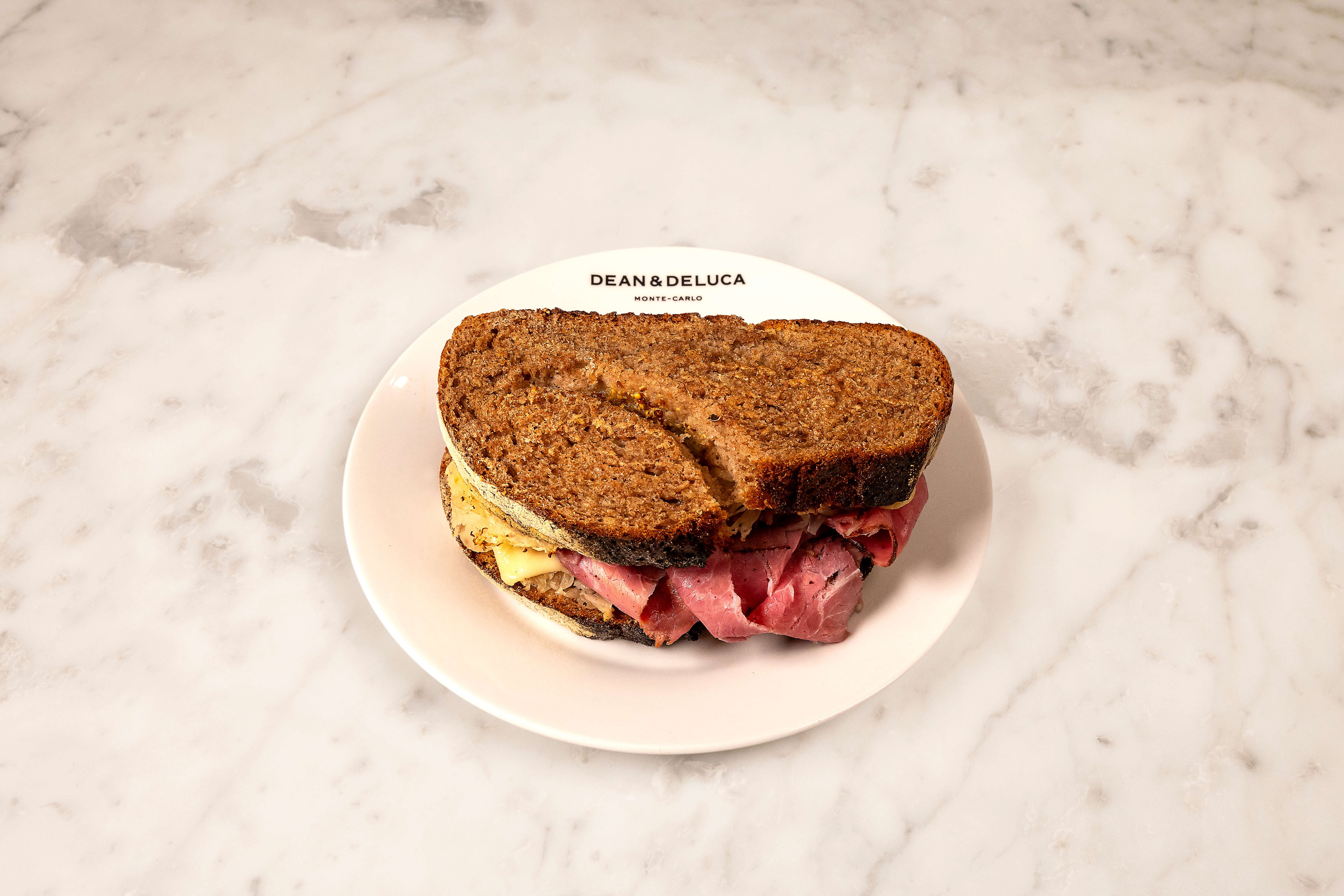 Reuben sandwich - Dean & Deluca Monte-Carlo | Delivery in Monaco