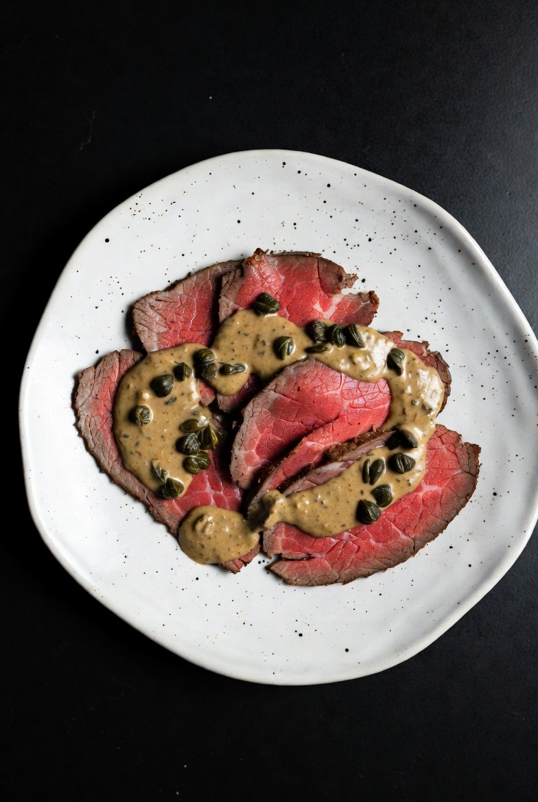 Round seared beef eye with tuna sauce - Via Margherita for Prince Of Venice  | Delivery in Monaco