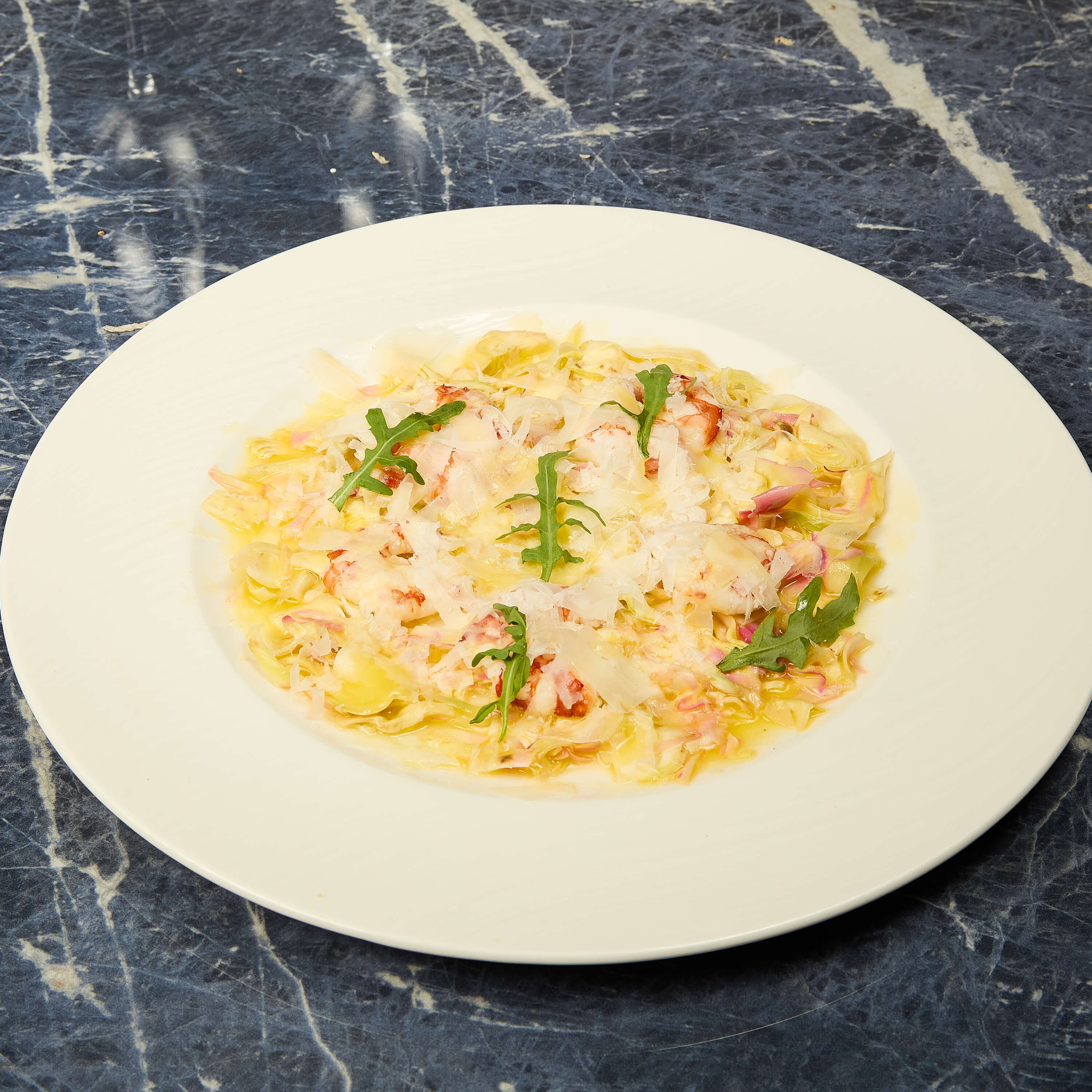 Salade Artichaut, Crevettes et Parmesan - Avenue 31 | Livraison Cuisine Méditerranéenne à Monaco