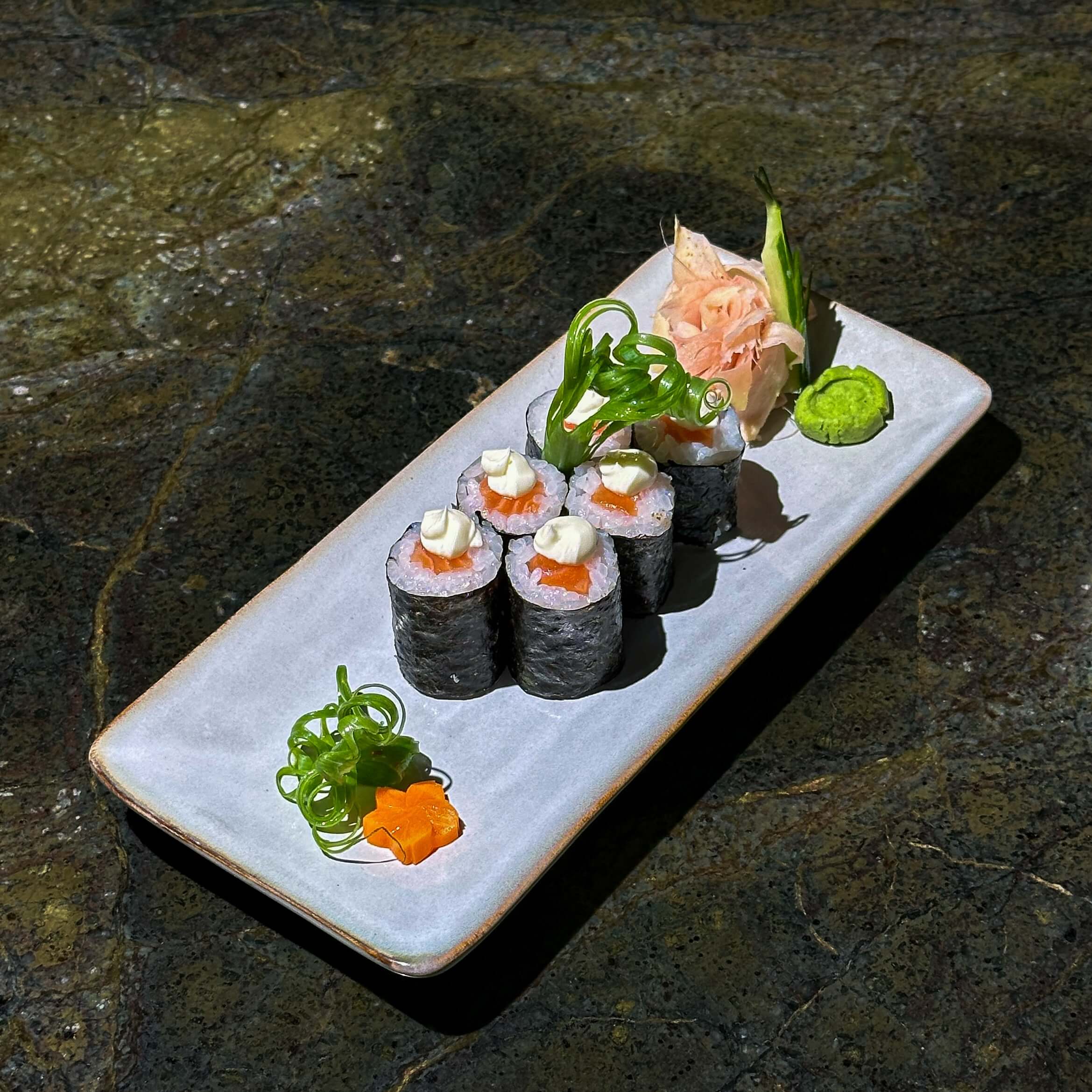 Smoked salmon and cheese maki - Sushi by Spicy Bamboo