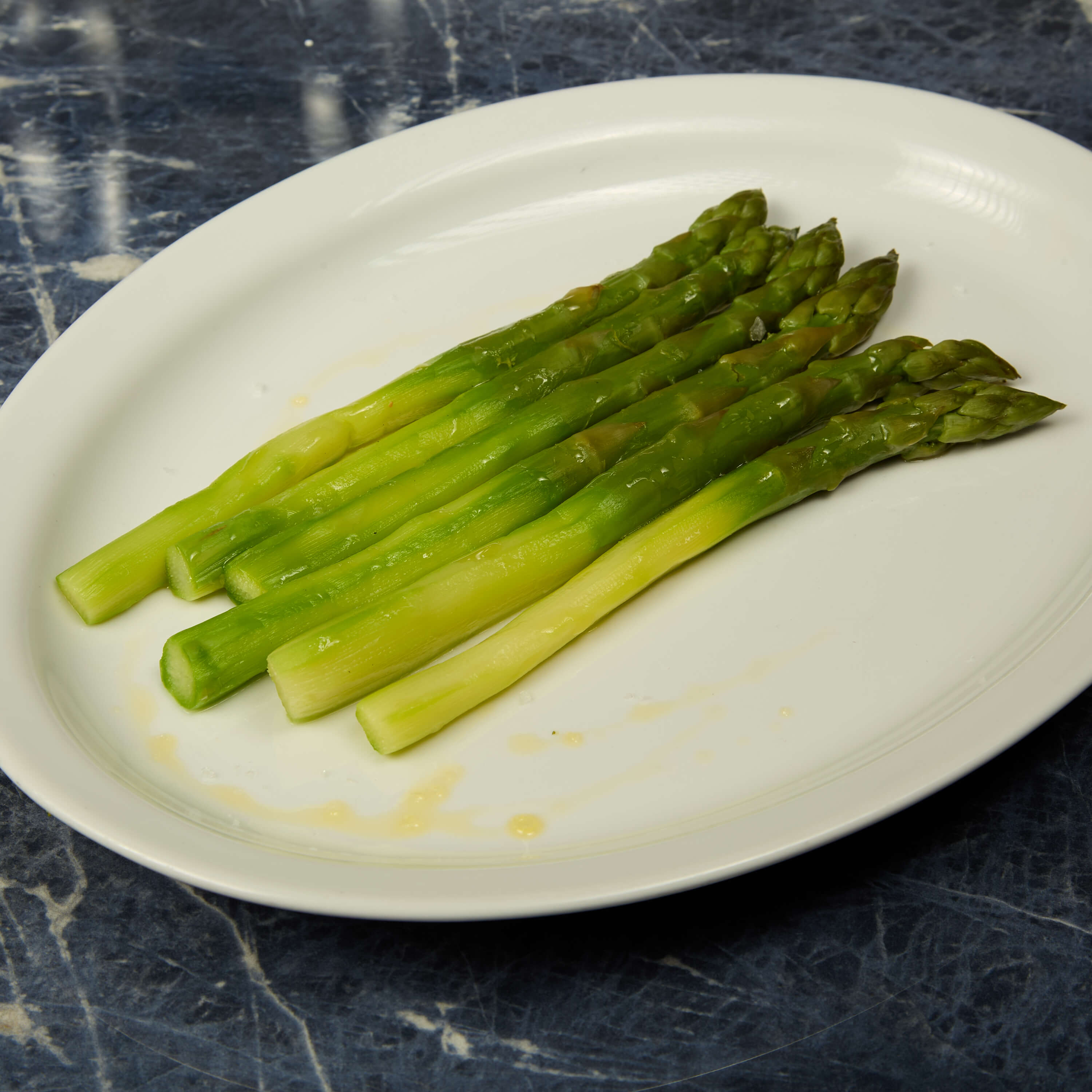 Asperges Vapeur - Avenue 31 | Livraison Cuisine Méditerranéenne à Monaco