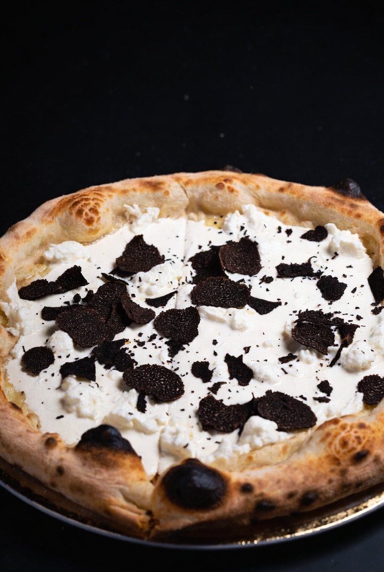 Stracchino and truffle - Via Margherita for Prince Of Venice  | Delivery in Monaco
