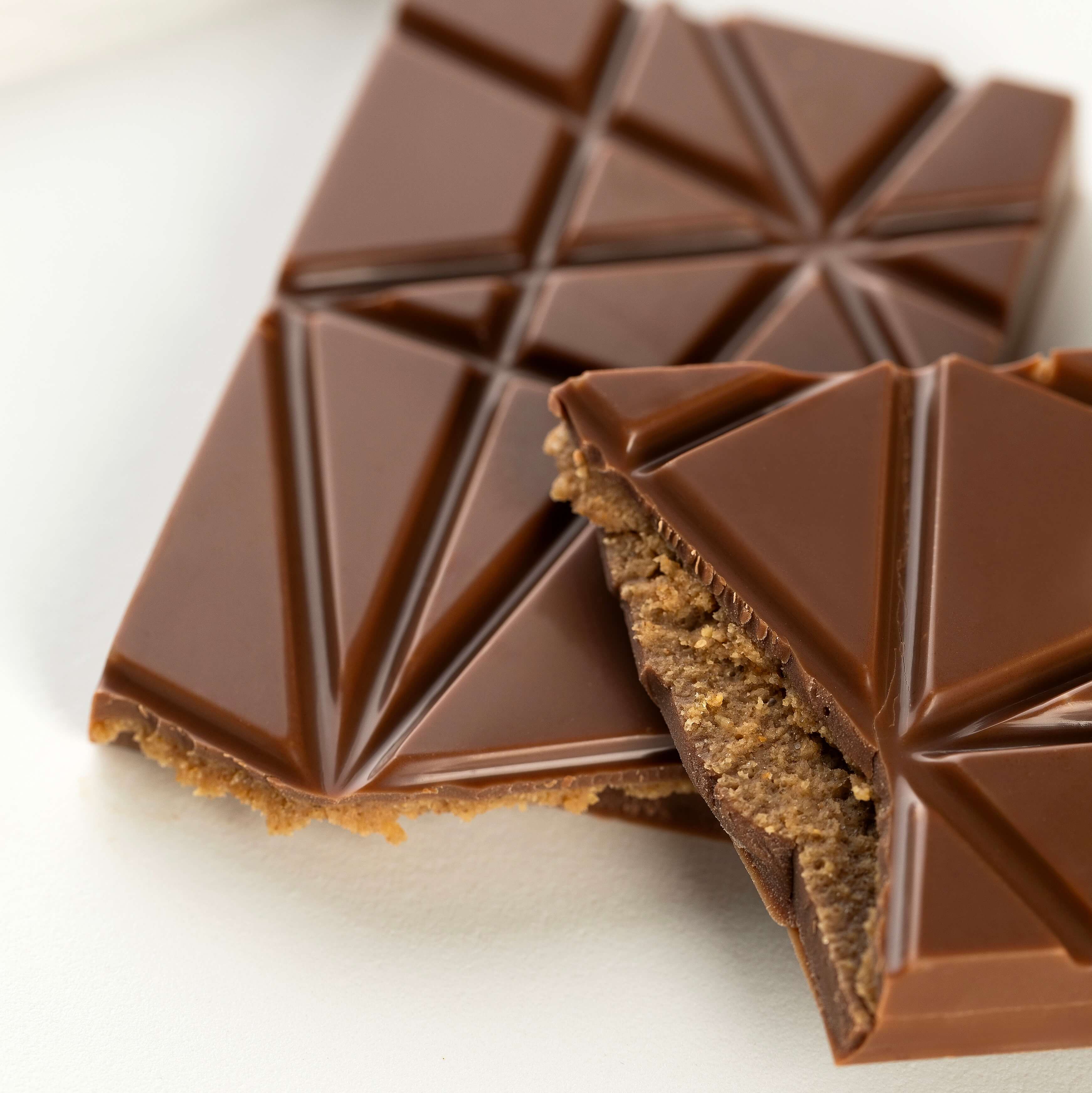 Tablette Lait Praliné Noisette - Anour Chocolat Delivery Monaco | Mr Room Service