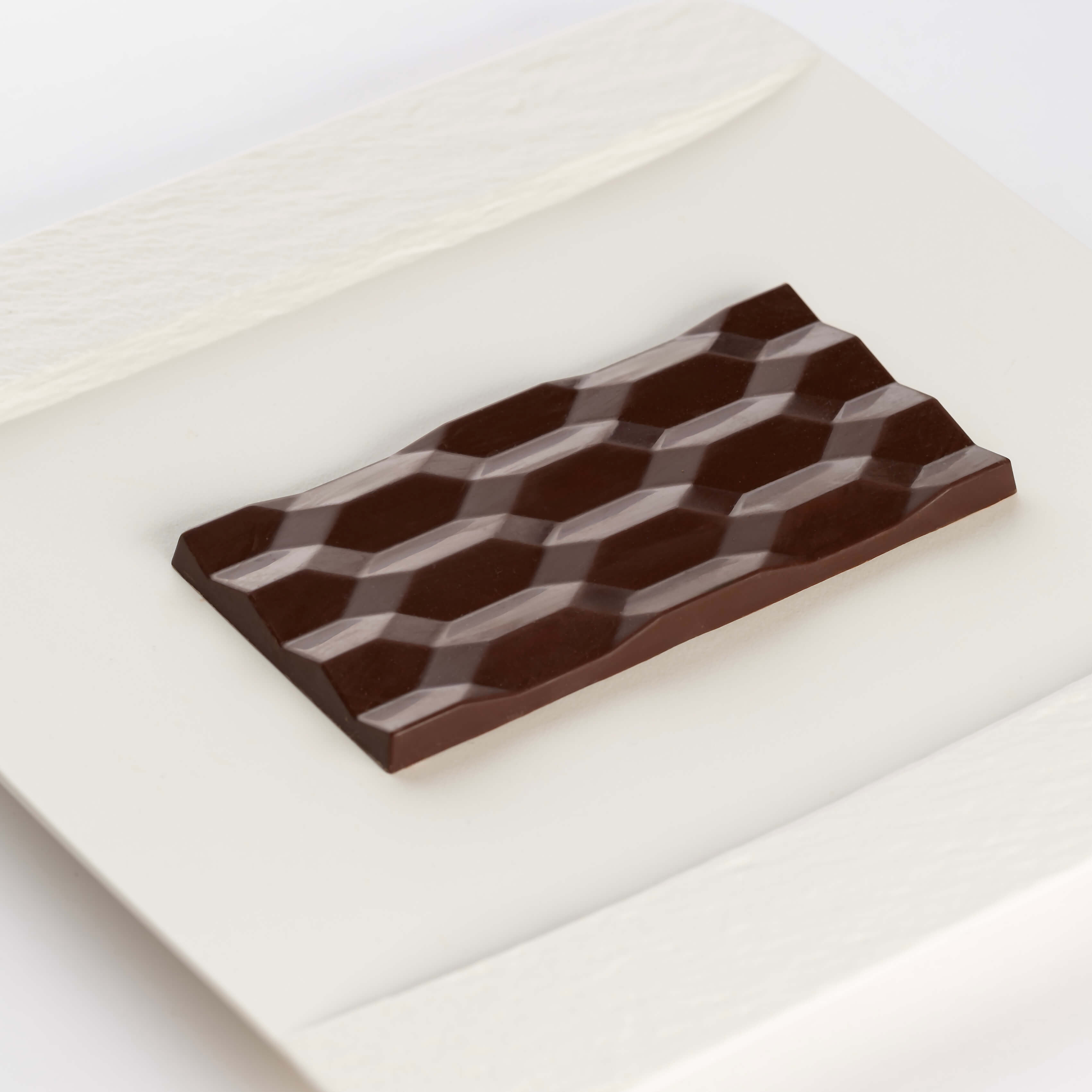 Tablette Noir Sel De Camargue - Anour Chocolat Delivery Monaco | Mr Room Service