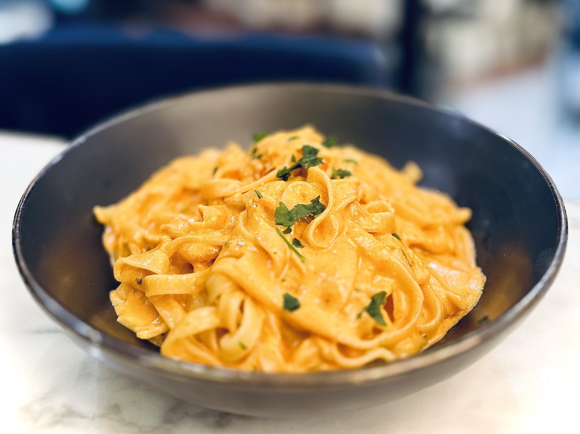Tagliatelle with salmon - Bubble Bar