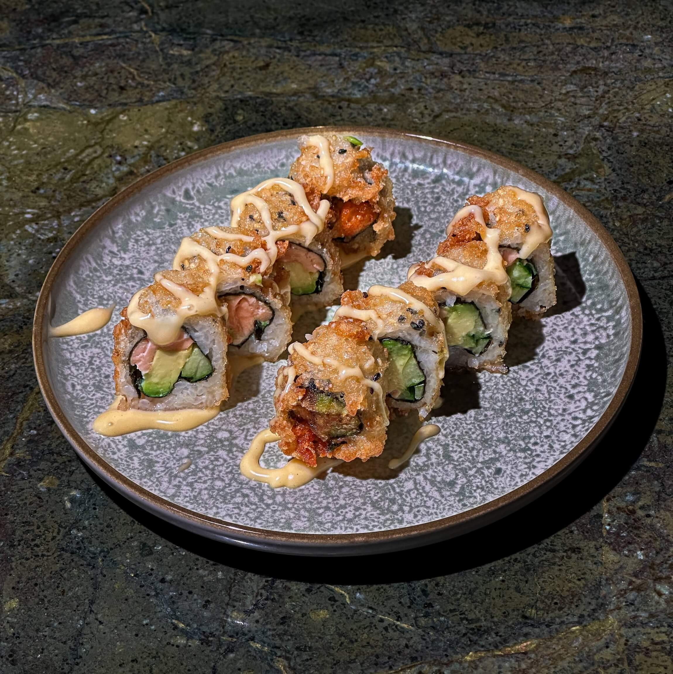 Tempura roll california - Sushi by Spicy Bamboo