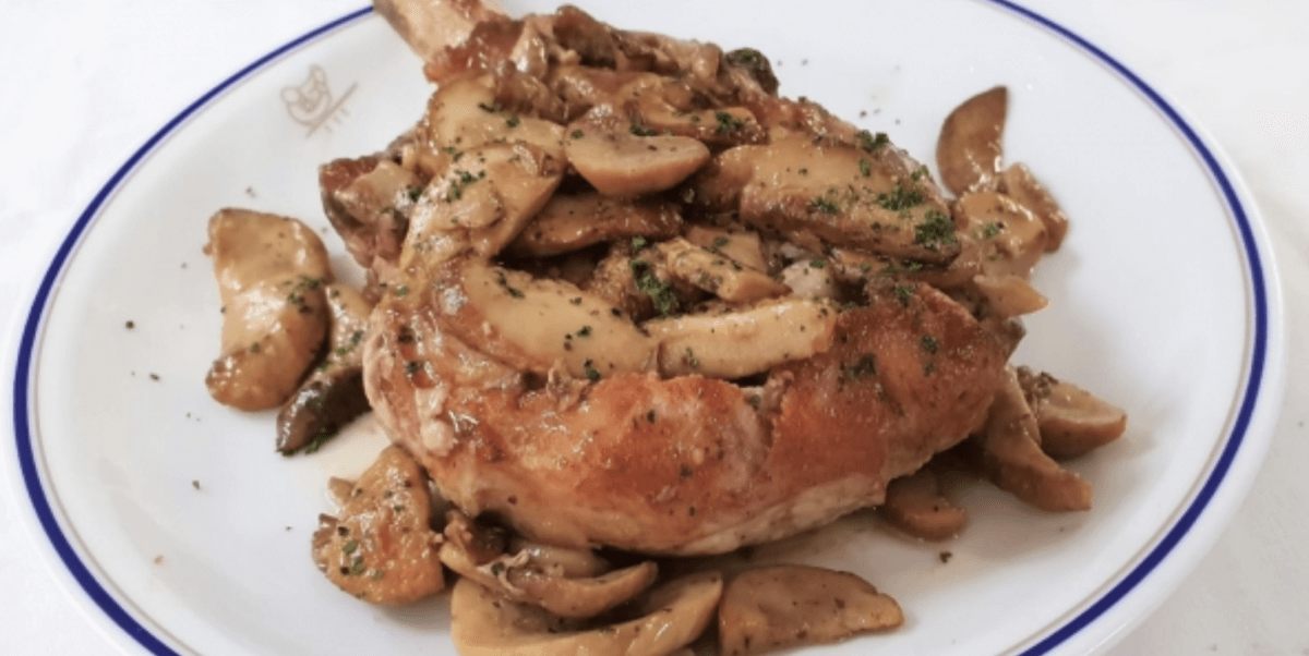 Veal chop with mushrooms