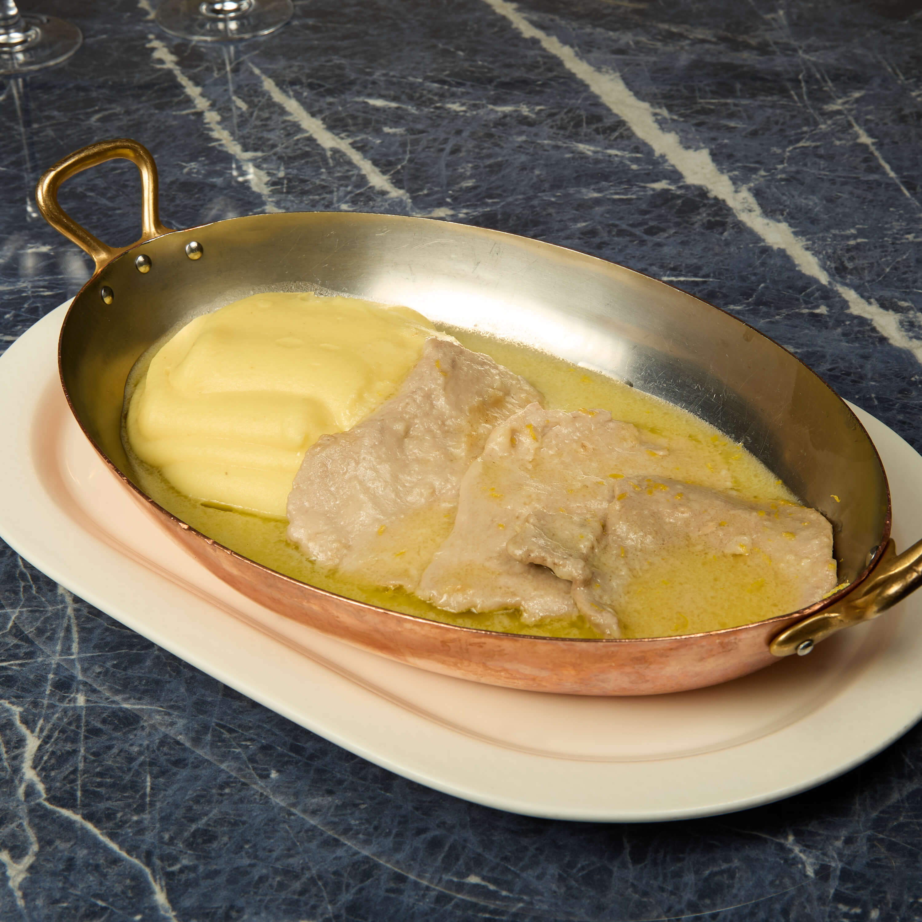 Piccata de veau au citron et purée de pomme de terre - Avenue 31 | Livraison Cuisine Méditerranéenne à Monaco