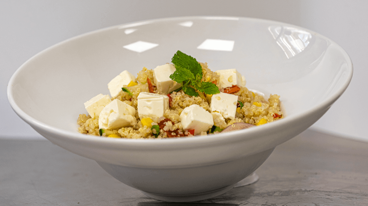 Salade de Quinoa Végétarien - Amore Mio | Livraison Sandwichs & Salades à Monaco, Cap-d'Ail & Beausoleil